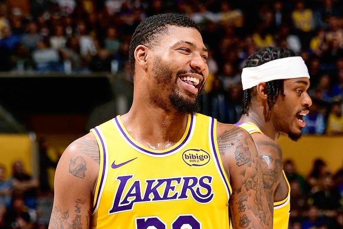 斯马特防守单点爆发成湖人关键胜负手