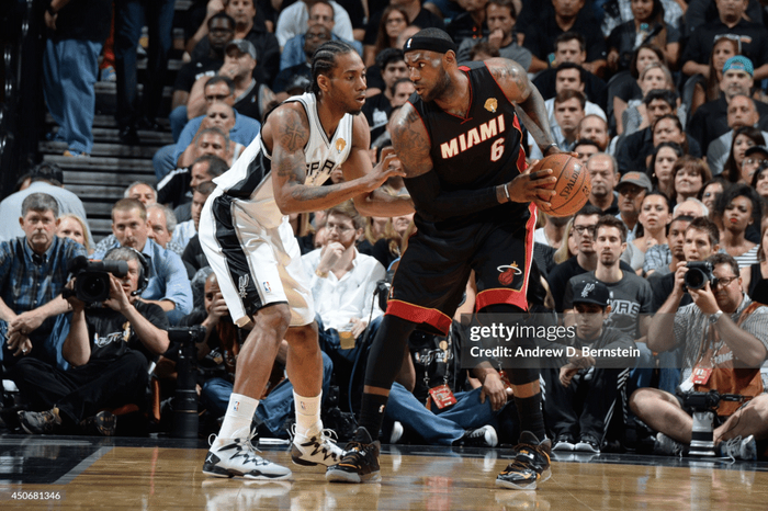 德隆：关键时刻更信任伦纳德单打能力 詹姆斯组