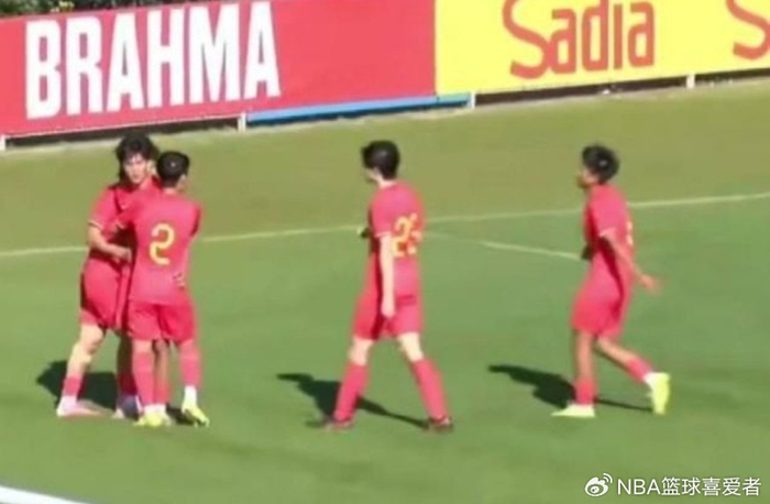 巴西U16男足问鼎蒙太古杯，中国女足创佳绩男足