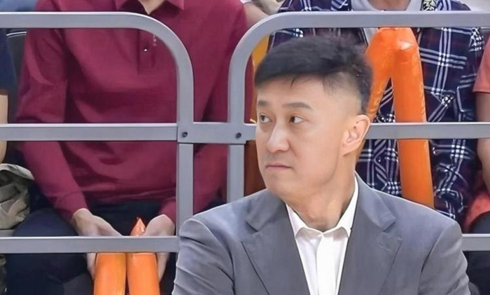 广东男篮疲惫出征迎战北京首钢 杜锋从容布局冲